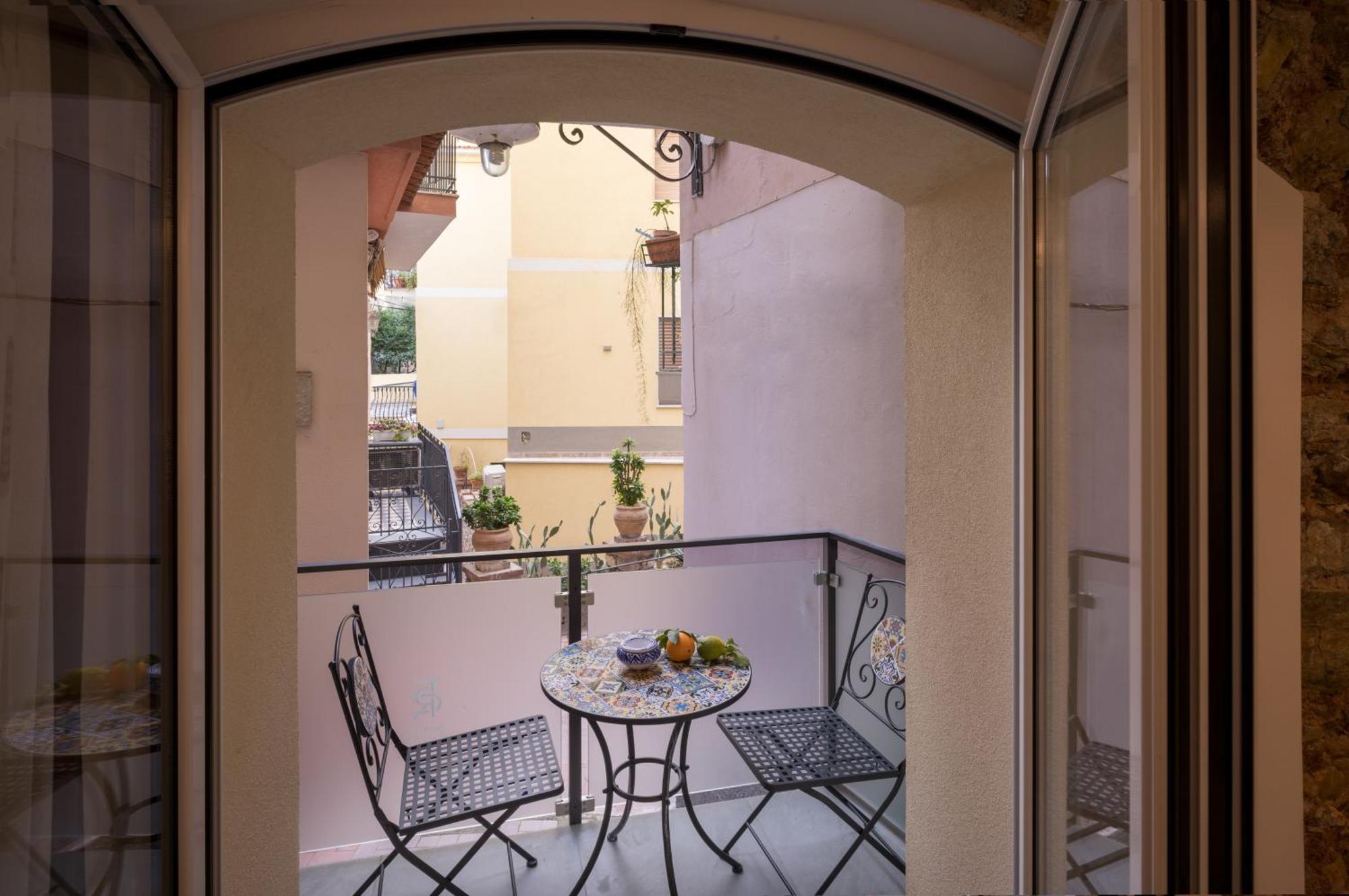 Taormina Charming Rooms Extérieur photo
